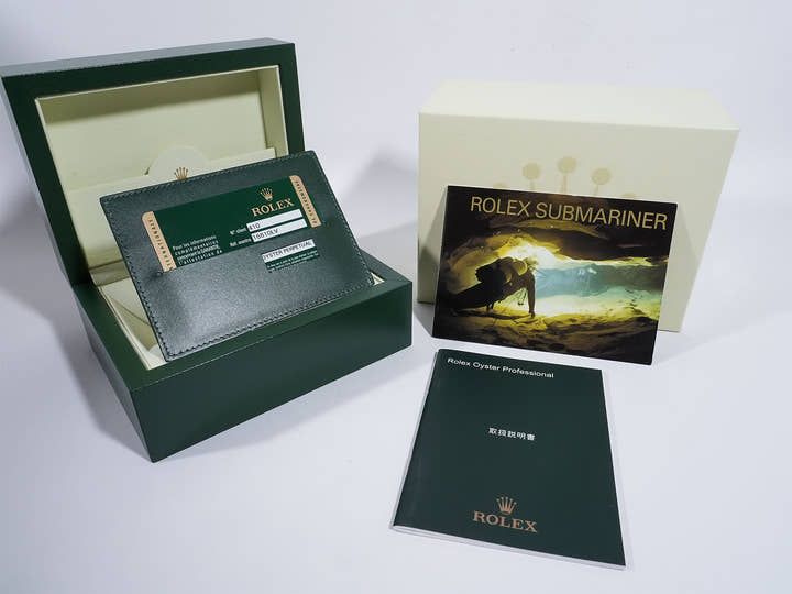 Rolex Submariner Date Ref. 16610LV Stainless Steel Black Dial