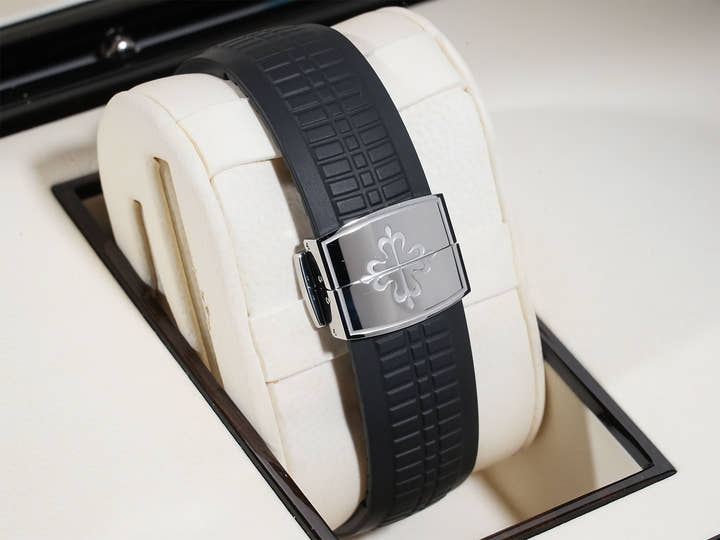 パテックフィリップ アクアノート Ref.5167A-001 ステンレススチール ブラック文字盤