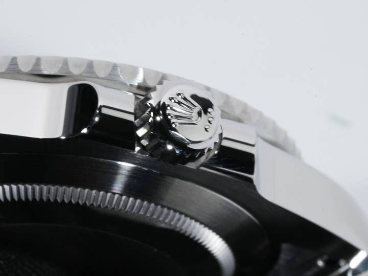 ロレックス サブマリーナー デイト Ref.116610LV ステンレススチール グリーン文字盤