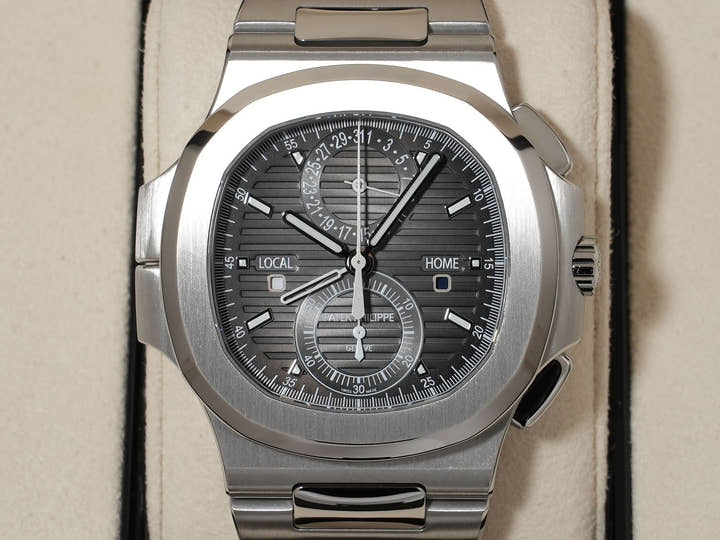 パテックフィリップ ノーチラス トラベルタイム クロノグラフ Ref.5990/1A-001 ステンレススチール ブラックグラデーション文字盤