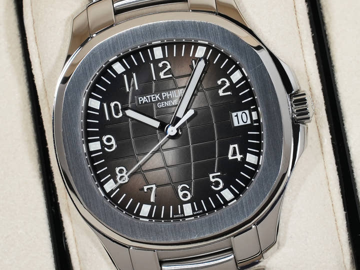 パテックフィリップ アクアノート エクストララージ Ref.5167/1A-001 ステンレススチール ブラック文字盤