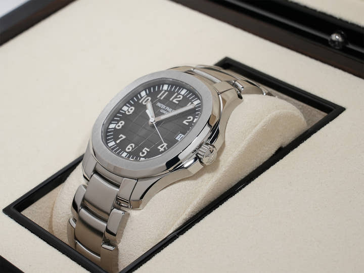 パテックフィリップ アクアノート エクストララージ Ref.5167/1A-001 ステンレススチール ブラック文字盤