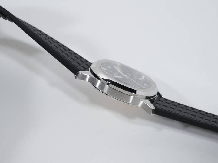 Patek Philippe Aquanaut Medium Ref. 5066A-001 Stainless Steel Black Dial