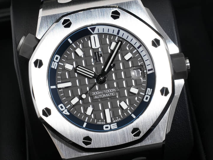Audemars Piguet Royal Oak Offshore Diver Ref. 15720ST.OO.A009CA.01 Stainless Steel Gray Dial
