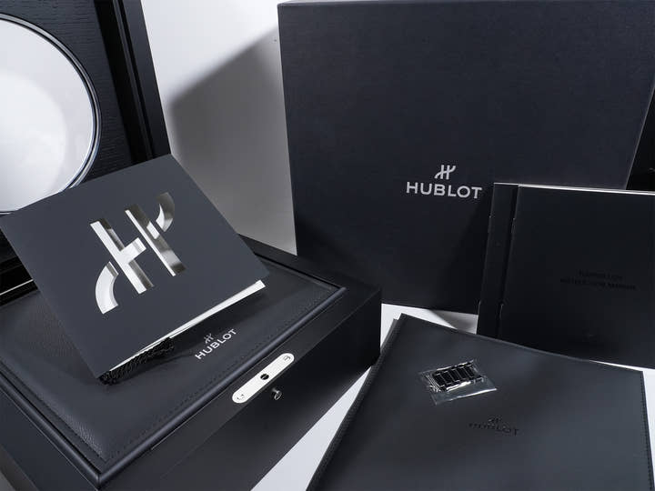 Hublot Big Bang Integrated Cathedral Minute Repeater Tourbillon Black Ceramic Ref.458.CX.1170.CX.YOS Skeleton Dial Unused 6suh8w22