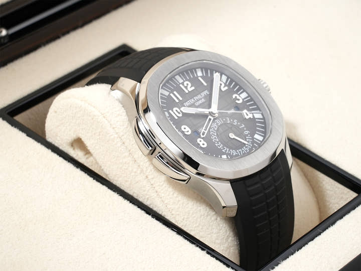 パテックフィリップ アクアノート トラベルタイム Ref.5164A-001 ステンレススチール ブラック文字盤