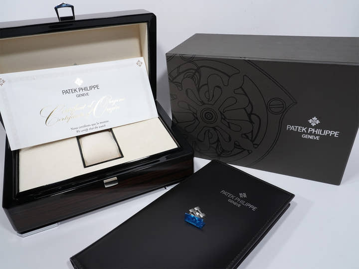 パテックフィリップ ノーチラス Ref.5711/1A-011 ステンレススチール ホワイト文字盤