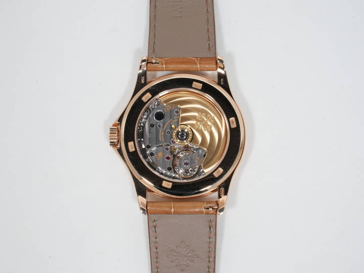 パテックフィリップ カラトラバ Ref.5127R-001 ローズゴールド シルバー文字盤 中古 w8rqzdok