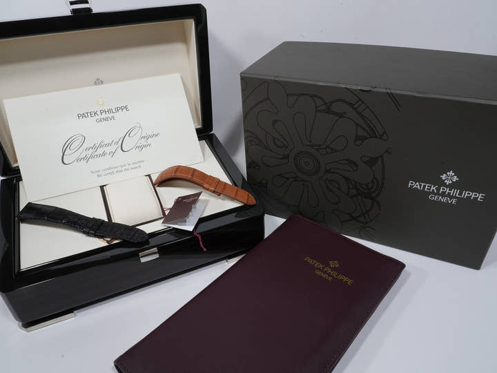 パテックフィリップ カラトラバ Ref.5127R-001 ローズゴールド シルバー文字盤 中古 w8rqzdok