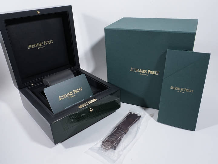 Audemars Piguet Royal Oak Offshore Chronograph Ref. 26420SO.OO.A002CA.01 Stainless Steel/Black Ceramic Black Dial