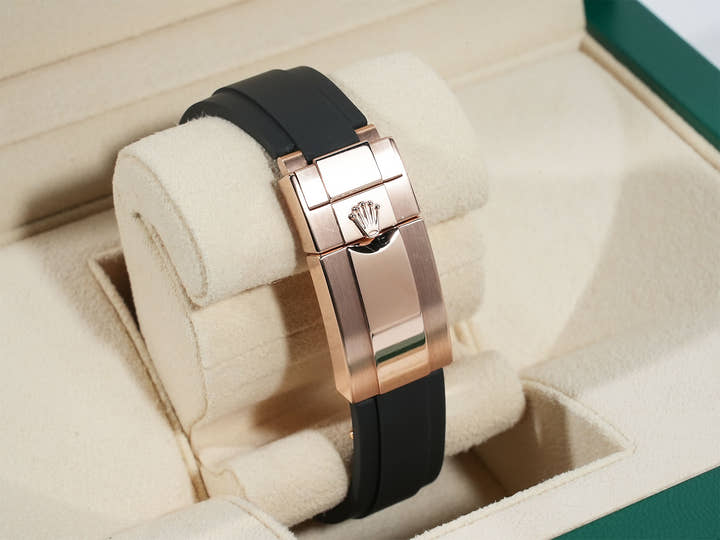 ロレックス デイトナ Ref.116515LN エバーローズゴールド チョコレート/ブラック文字盤