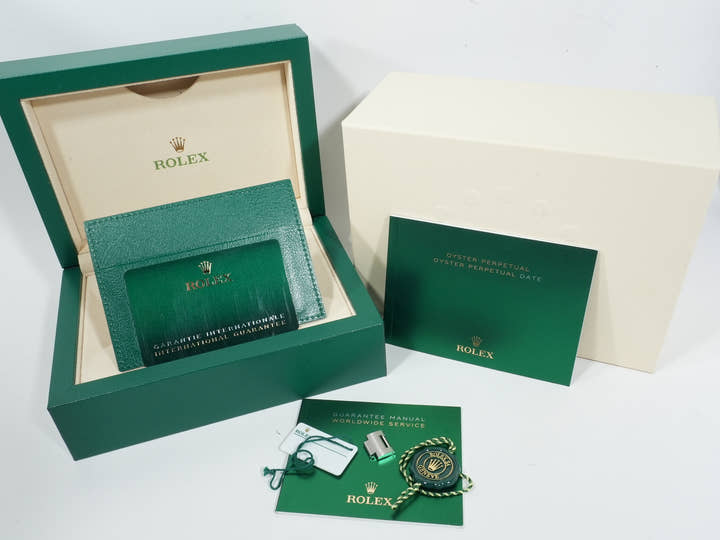 Rolex Oyster Perpetual 36 Ref.126000 SS Turquoise Dial Unused nfzafp68