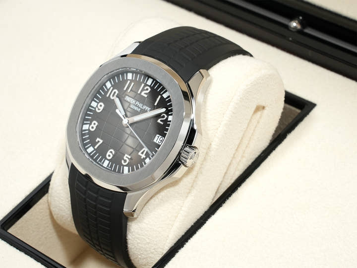 パテックフィリップ アクアノート Ref.5167A-001 ステンレススチール ブラック文字盤