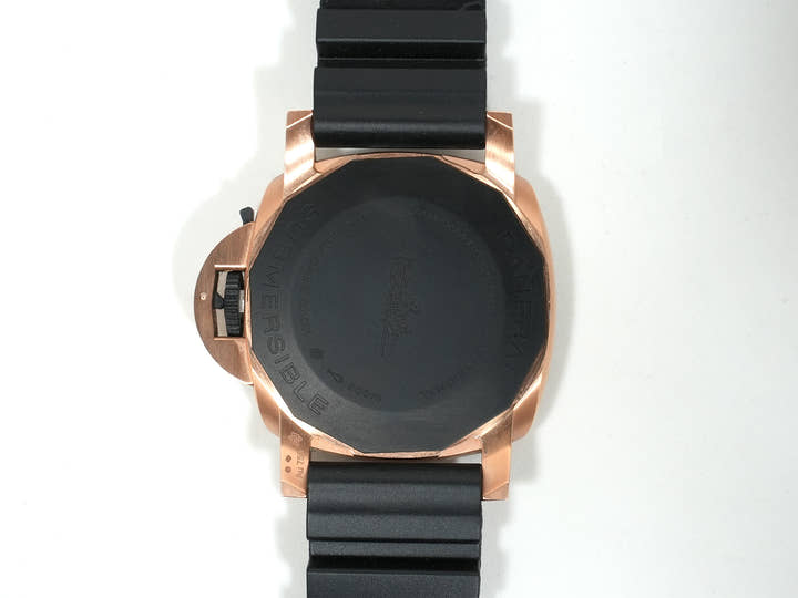 パネライ サブマーシブル ゴールドテック オロカーボ Ref.PAM01070 カーボテック×ゴールドテック ブラック文字盤 中古 sc63y2e4