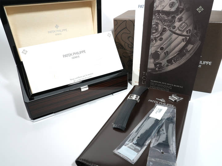 Patek Philippe Aquanaut Extra Large Ref.5167/1A-001 SS Black Dial Used r6q3acv4