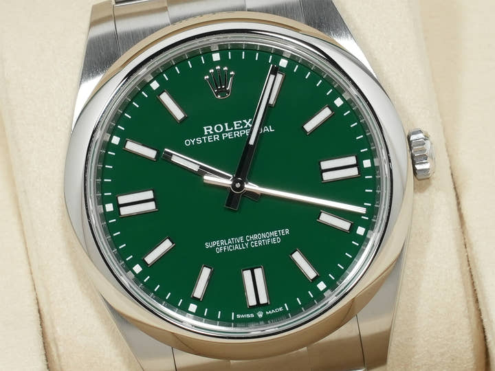 ロレックス オイスターパーペチュアル41 Ref.124300 ステンレススチール グリーン文字盤
