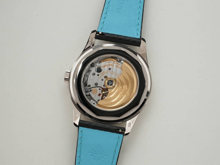 パテックフィリップ カラトラバ Ref.6007G-011 ホワイトゴールド エボニーブラック文字盤