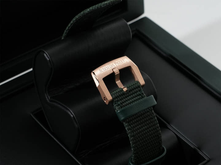 オーデマピゲ CODE 11.59 バイ オーデマ ピゲ クロノグラフ Ref.26393OR.OO.A056KB.01 ピンクゴールド グリーン文字盤