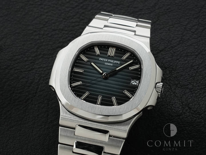 パテックフィリップ ノーチラス Ref.5711/1A-010 ステンレススチール ブルー文字盤