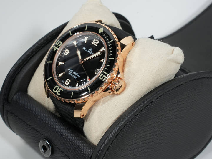 ブランパン フィフティ ファゾムス オートマティック Ref.5015-3630-52A 18KREG ブラック文字盤 中古 uxfpihs4