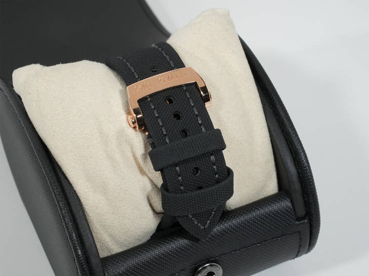 ブランパン フィフティ ファゾムス オートマティック Ref.5015-3630-52A 18KREG ブラック文字盤 中古 uxfpihs4