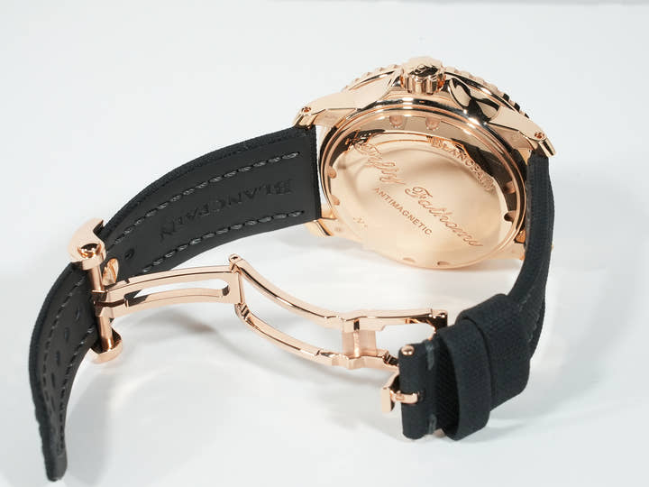 ブランパン フィフティ ファゾムス オートマティック Ref.5015-3630-52A 18KREG ブラック文字盤 中古 uxfpihs4