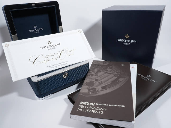 パテックフィリップ キュビタス Ref.5821/1A-001 ステンレススチール グリーン文字盤