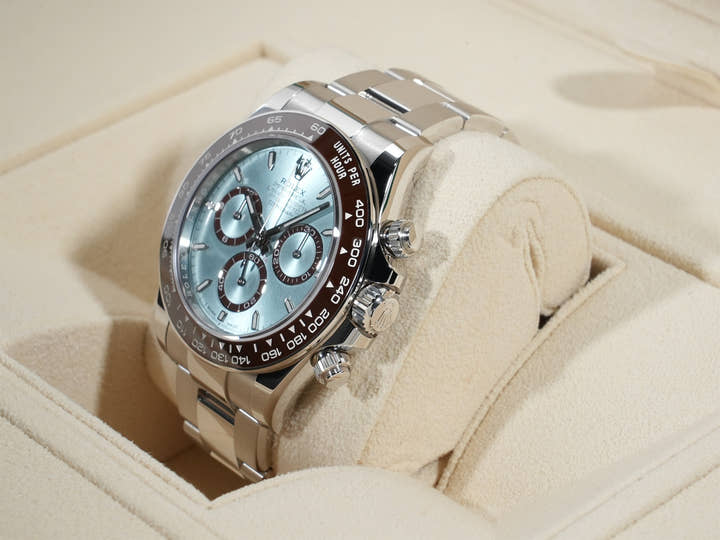 ロレックス デイトナ Ref.126506 プラチナ アイスブルー文字盤