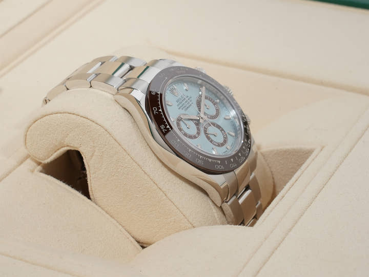 ロレックス デイトナ Ref.116506 プラチナ アイスブルー文字盤