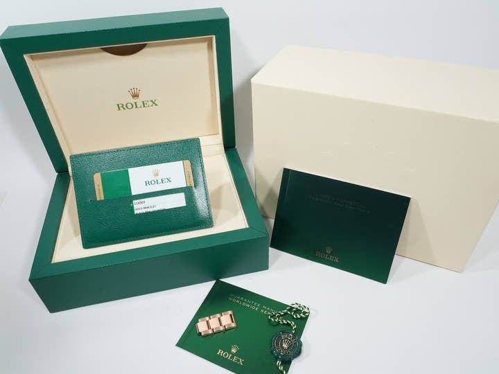 ロレックス デイトナ Ref.116505 エバーローズゴールド ブラックxピンク文字盤