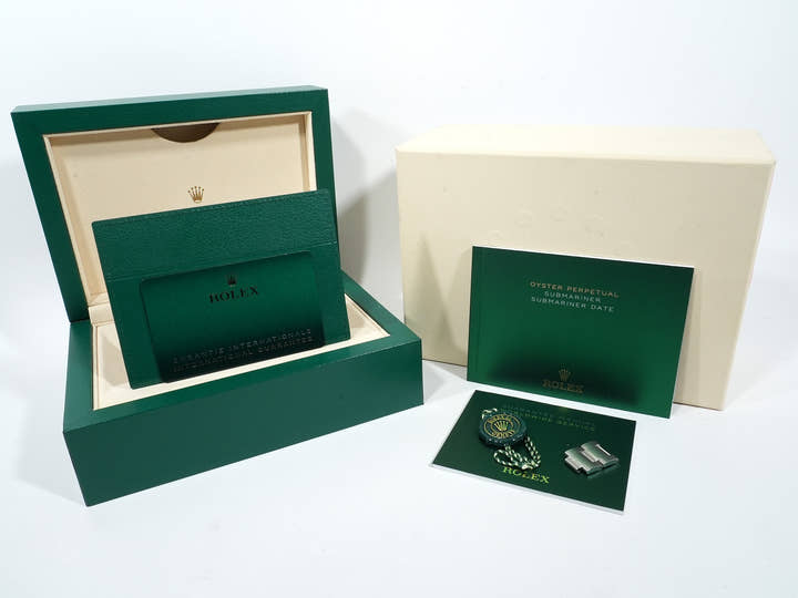 ロレックス サブマリーナー ノンデイト Ref.124060 ステンレススチール ブラック文字盤