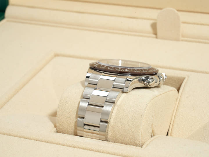 ロレックス デイトナ Ref.116506 プラチナ アイスブルー文字盤