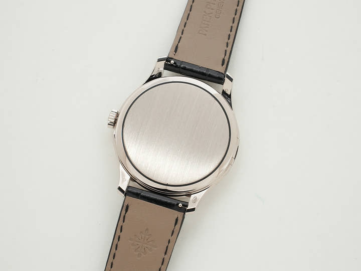 パテックフィリップ カラトラバ Ref.5227G-010 ホワイトゴールド ブラック文字盤