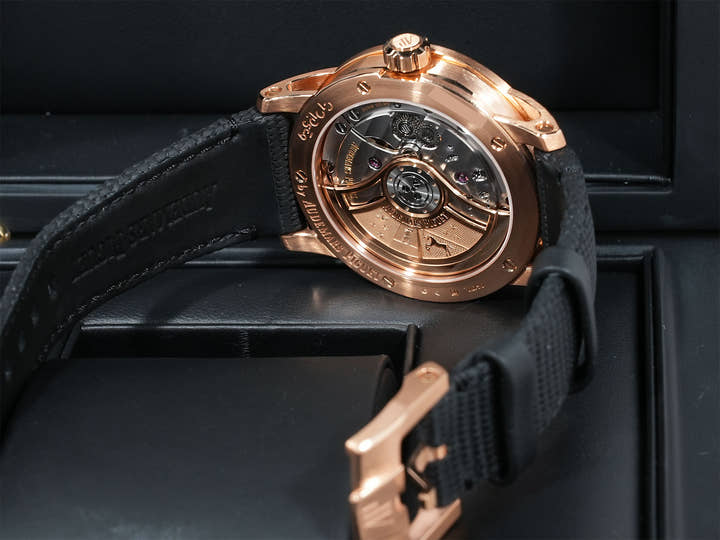 オーデマピゲ CODE 11.59 バイ オーデマ ピゲ Ref.15210OR.OO.A028CR.01 ピンクゴールド スモークブルーラッカー文字盤