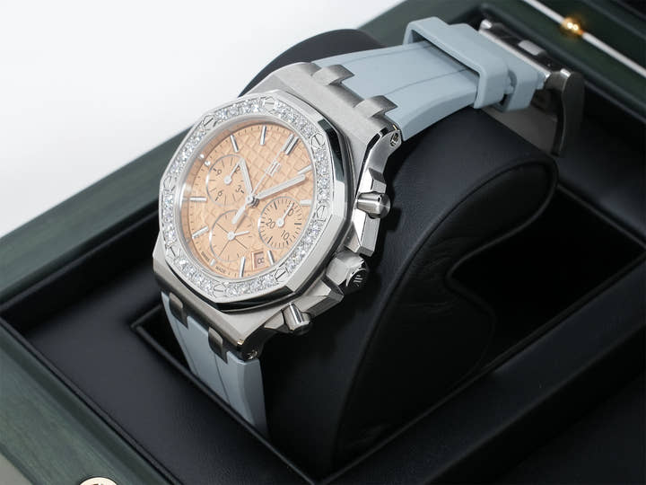 Audemars Piguet Royal Oak Offshore Chronograph Ref.26231ST.ZZ.A178CA.01 SS Salmon Dial Good Condition Used sfvbbrp6