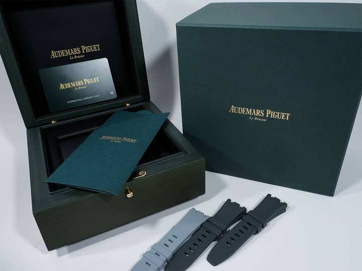 Audemars Piguet Royal Oak Offshore Chronograph Ref.26231ST.ZZ.A178CA.01 SS Salmon Dial Good Condition Used sfvbbrp6