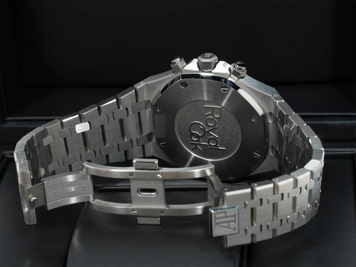 オーデマピゲ ロイヤルオーク クロノグラフ Ref.26331ST.OO.1220ST.03 ステンレススチール シルバー文字盤