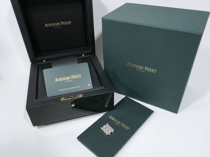 オーデマピゲ ロイヤルオーク クロノグラフ Ref.26331ST.OO.1220ST.03 ステンレススチール シルバー文字盤