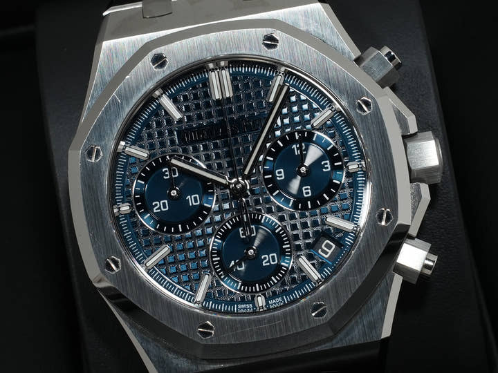 オーデマピゲ ロイヤルオーク クロノグラフ 50周年記念 Ref.26240ST.OO.1320ST.01 ステンレススチール ブルー文字盤