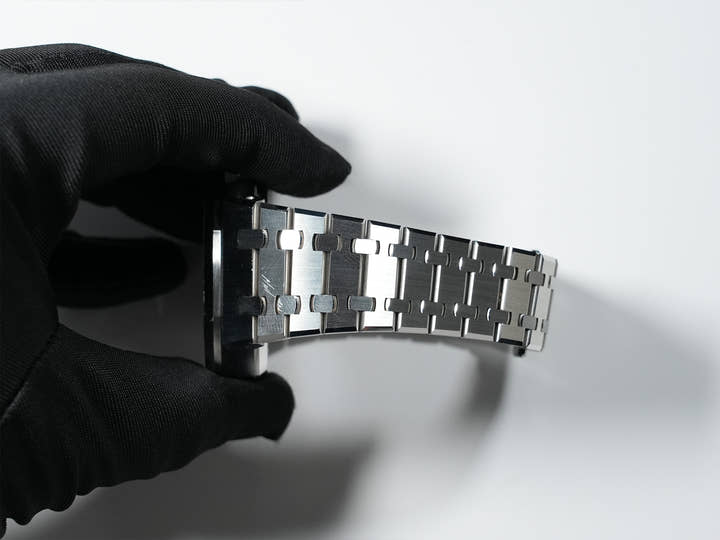 オーデマピゲ ロイヤルオーク クロノグラフ 50周年記念 Ref.26240ST.OO.1320ST.01 ステンレススチール ブルー文字盤