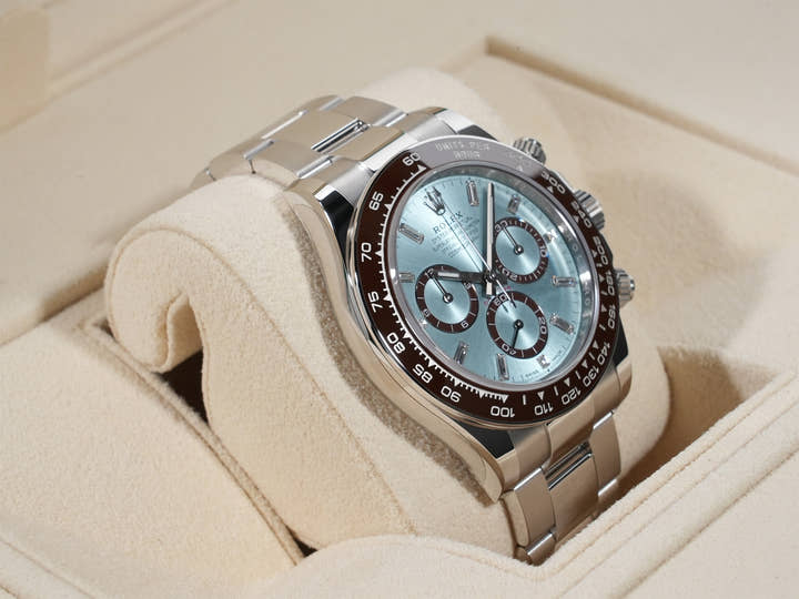ロレックス デイトナ Ref.126506A プラチナ アイスブルーx11Pダイヤ文字盤