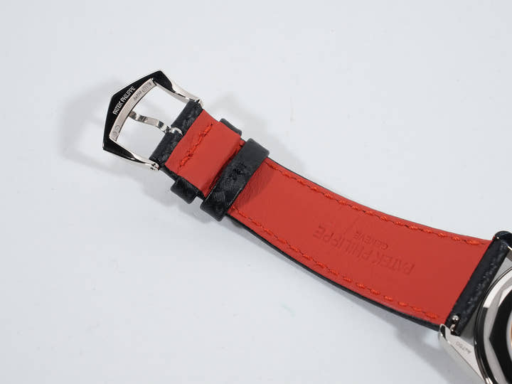 パテックフィリップ カラトラバ Ref.6007G-010 ホワイトゴールド エボニーブラック文字盤 未使用 i6u3v8b8