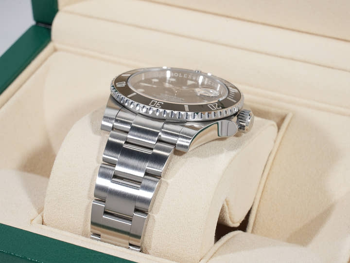 ロレックス サブマリーナー デイト Ref.116610LN ステンレススチール ブラック文字盤