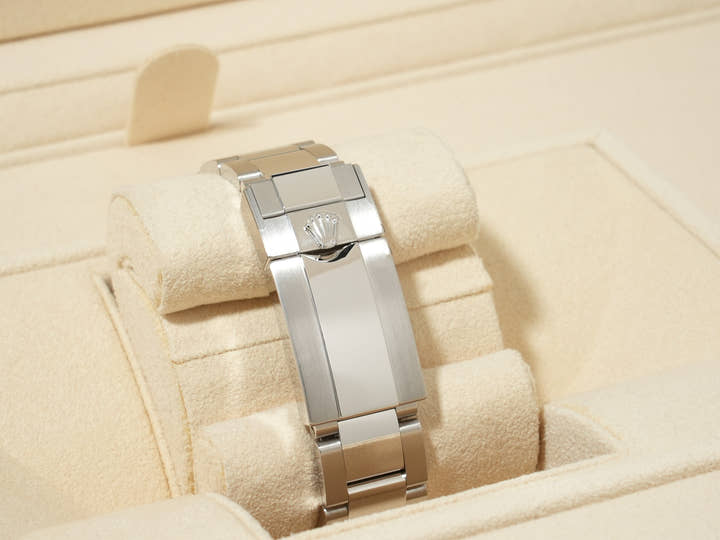 ロレックス デイトナ Ref.126506A プラチナ アイスブルーx11Pダイヤ文字盤