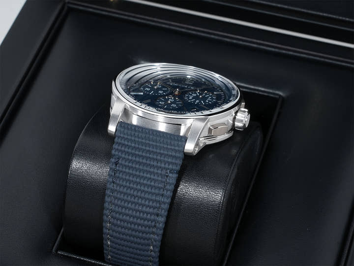 オーデマピゲ CODE 11.59 バイ オーデマ ピゲ クロノグラフ Ref.26393BC.OO.A321CR.01 ホワイトゴールド ブルーラッカー文字盤