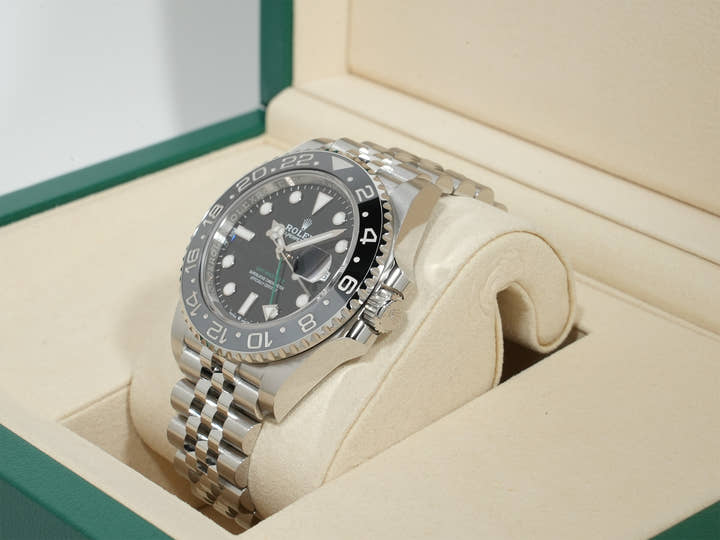 Rolex GMT Master II Ref.126710GRNR SS Black Dial Jubilee Bracelet Unused h9dmu34y