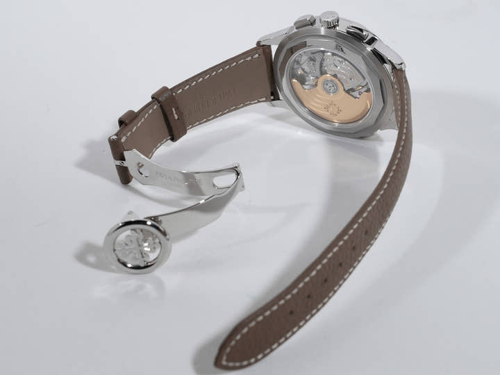 パテックフィリップ コンプリケーション ワールドタイム クロノグラフ Ref.5935A-001 ステンレススチール ローズゴールドメッキ オパーリン文字盤