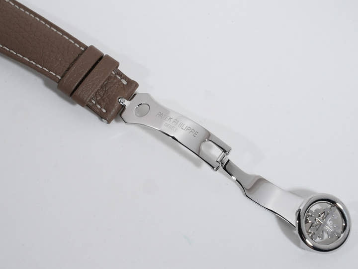 パテックフィリップ コンプリケーション ワールドタイム クロノグラフ Ref.5935A-001 ステンレススチール ローズゴールドメッキ オパーリン文字盤