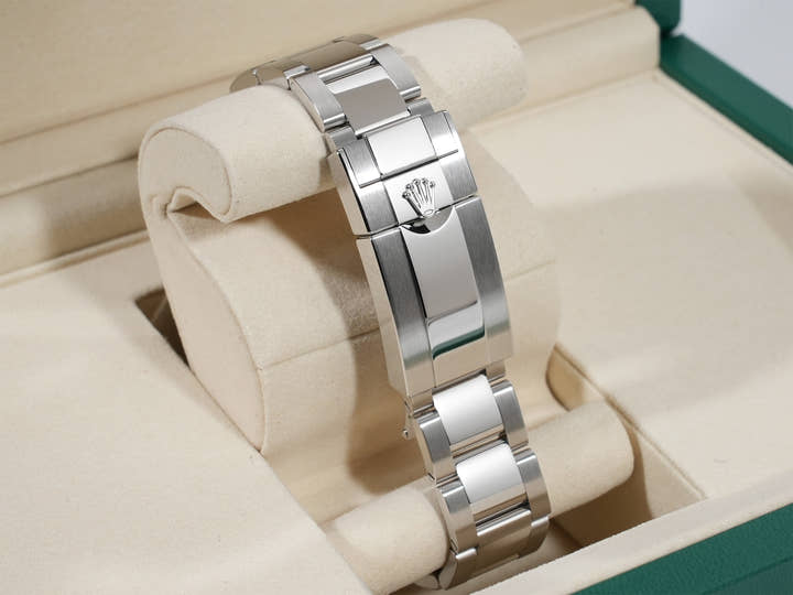 Rolex GMT Master II Ref.126710BLNR SS Black Dial Oyster Bracelet Unused t3tpwv9h