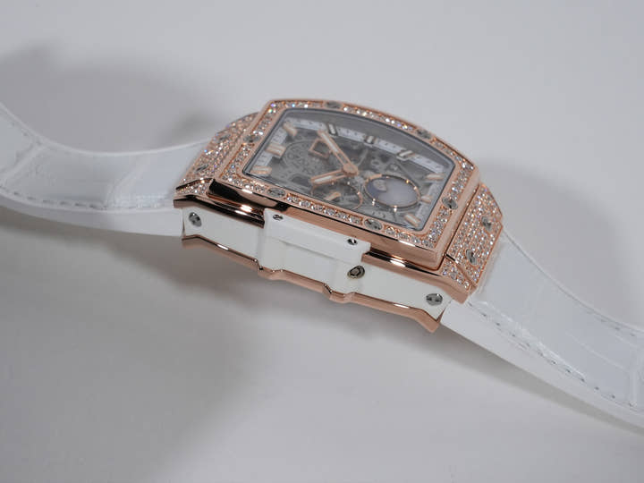 ウブロ スピリット オブ ビッグ バン ムーンフェイズ Ref.647.OE.2080.RW.1604 18KKG スケルトン文字盤 美中古 jjm2pdxh